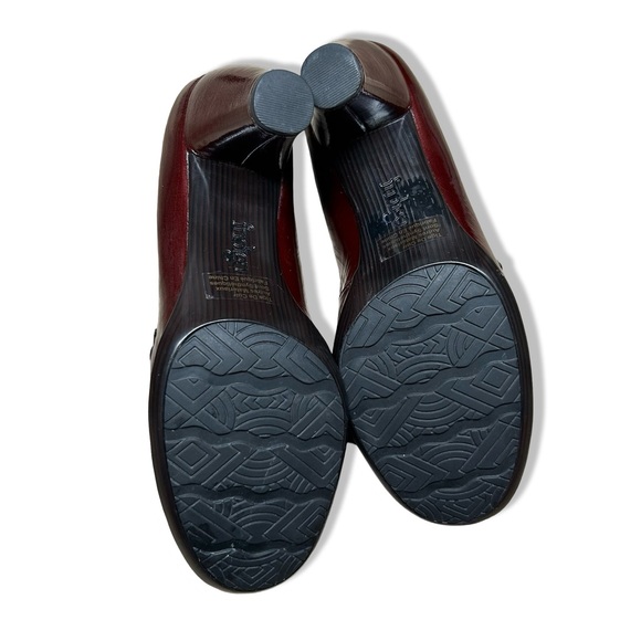 Indigo by Clarks Burgandy Leather Pumps Size 9M - Picture 10 of 10